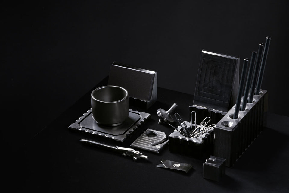 Modern desk accessories