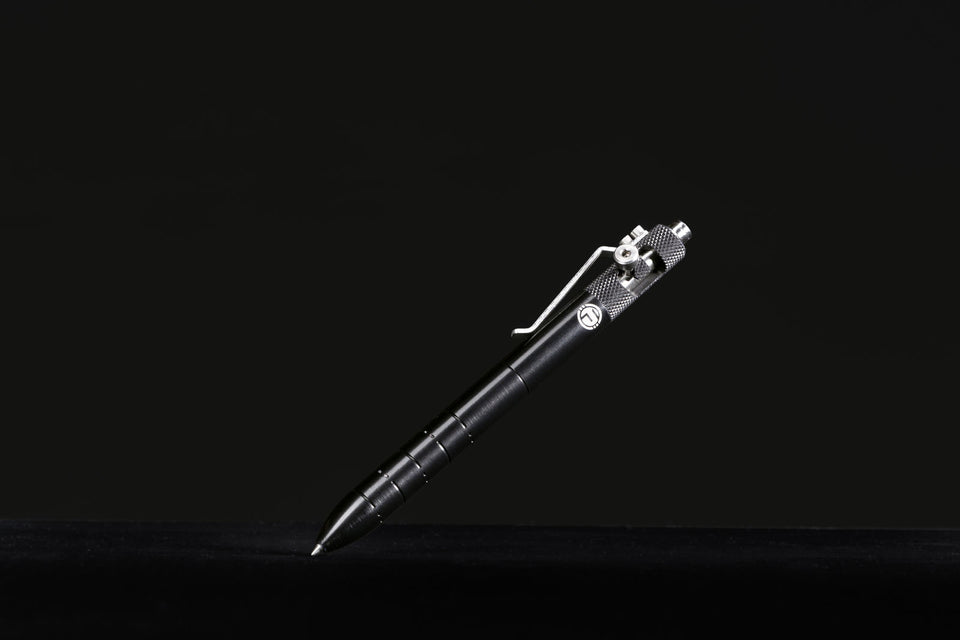 black luxury pen